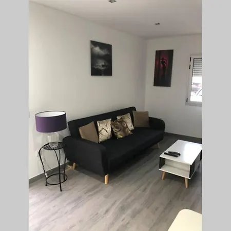 Canelle Com Terraço *