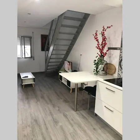 Canelle Com Terraco Nazare